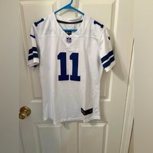 Women’s Dallas Cowboys Micah Parsons #11 Jersey  Size Medium